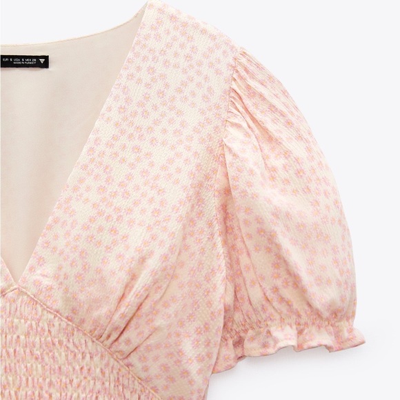 🌹NWT. Zara Pink/White Floral Print Textured Mini Dress. Size M. - Picture 7 of 10